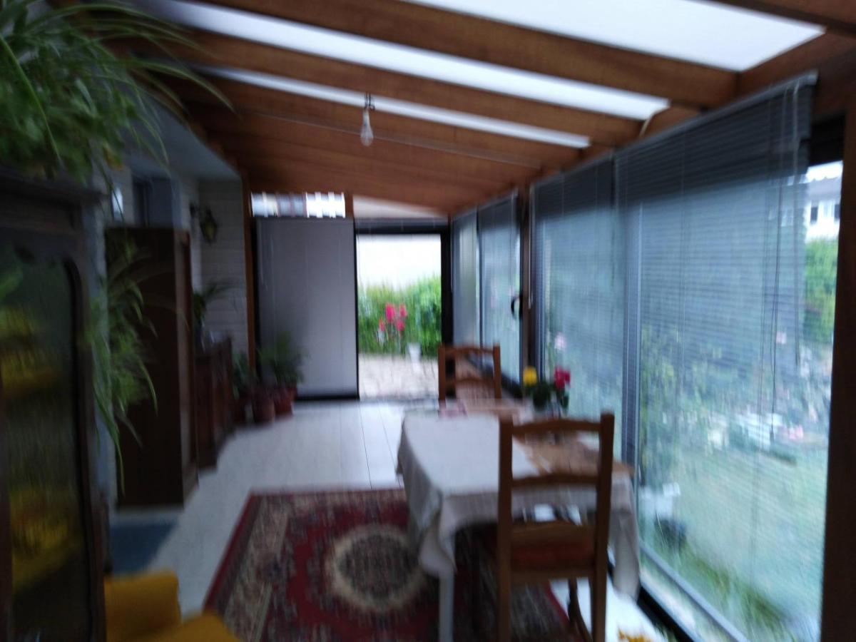Chez Myla Chambre Avec Tv Ecran Plat Et Salle De Bain Privative Μπουρζ Εξωτερικό φωτογραφία